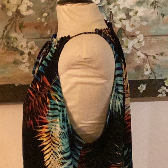 Top - Picture 7 of 8